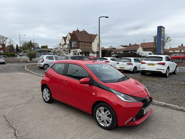 TOYOTA AYGO 1.0 VVT-i x-pression 2015