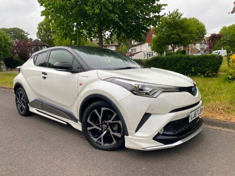 2024 Toyota C-HR 1.8 VVT-h Dynamic Limited Edition SUV 5dr Petrol Hybrid CVT Euro 6 (s/s) (1 Petr...