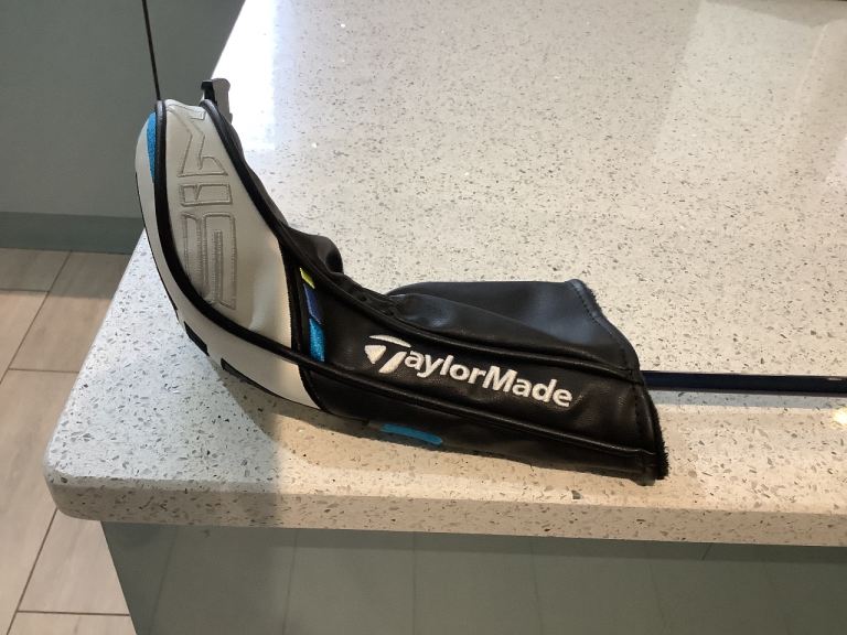 TaylorMade Sim 2 Max three wood (right handed)