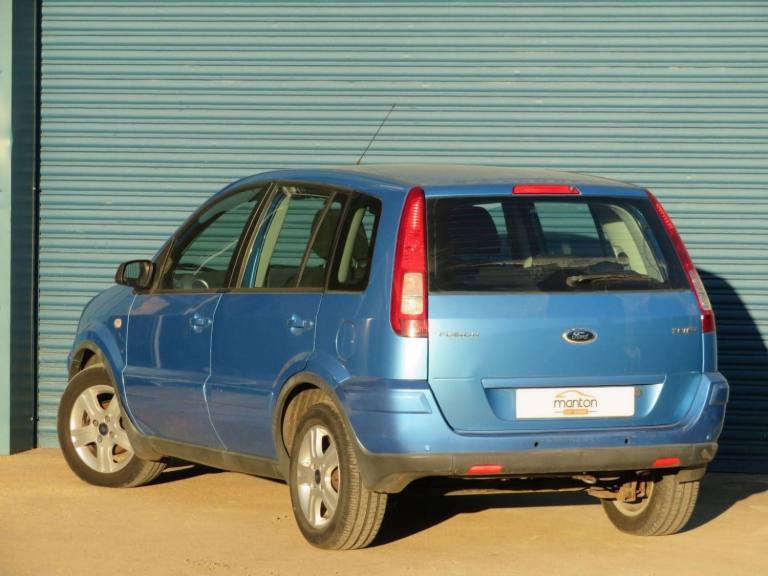 FORD FUSION 1.6 Zetec 5dr 2009