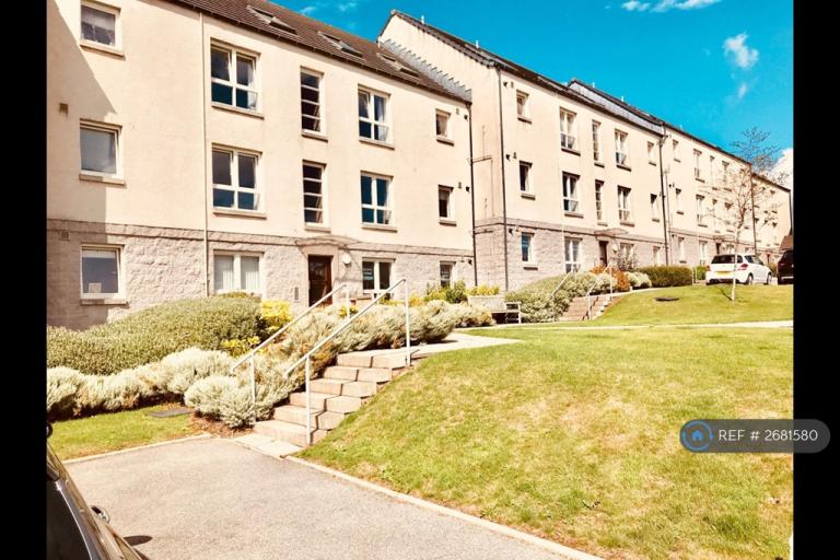 2 bedroom flat in Brimmond View, Stoneywood, Aberdeen, AB21 (2 bed) (#2681580)