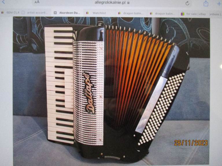DALLAPE ARTIST 120 BASS ACCORDION
