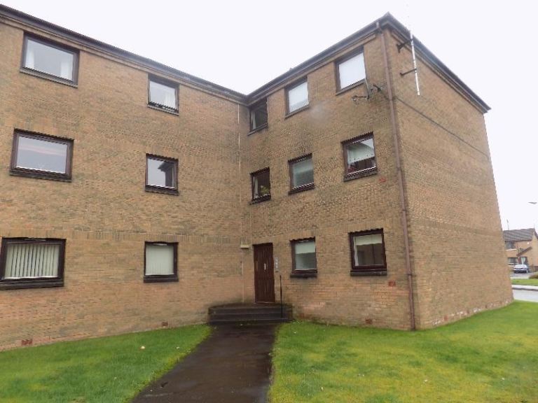 **CHEAP** Modern ground floor 1-bed flat in quiet residential estate close to Paisley centre !