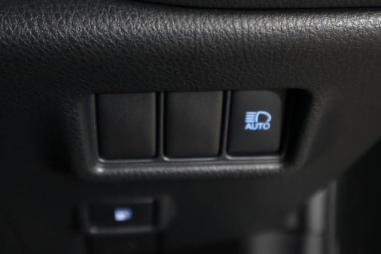 2022 Toyota C-HR 1.8 VVT-h Design CVT Euro 6 (s/s) 5dr HATCHBACK PETROL/ELECTRIC Automatic