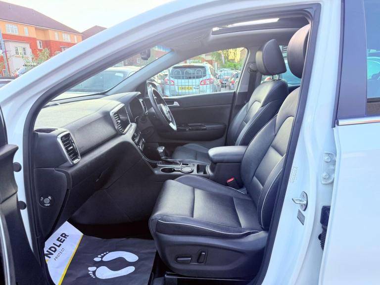 2019 Kia Sportage 1.6 CRDi EcoDynamics+ 4 DCT AWD Euro 6 (s/s) 5dr ESTATE Diesel/Electric Hybrid ...