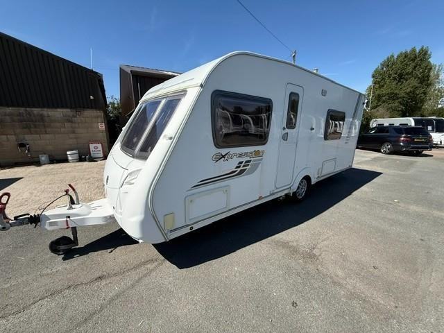 Swift Expression 550 2010