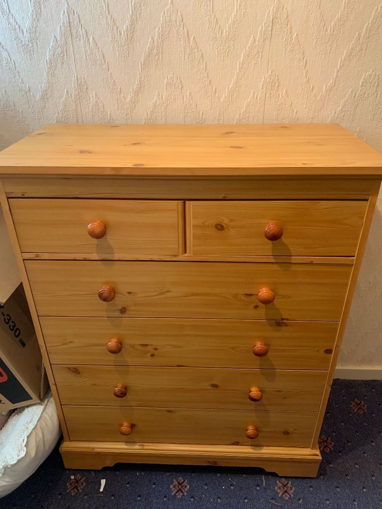 pine chest of drawers 
