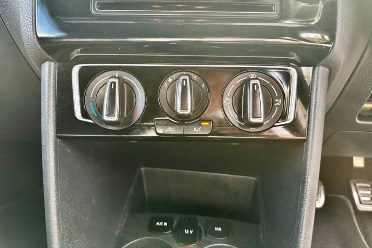 2016 Volkswagen Polo 1.8 TSI BlueMotion Tech GTI Hatchback 3dr Petrol Manual Euro 6 (s/s) (192 p ...