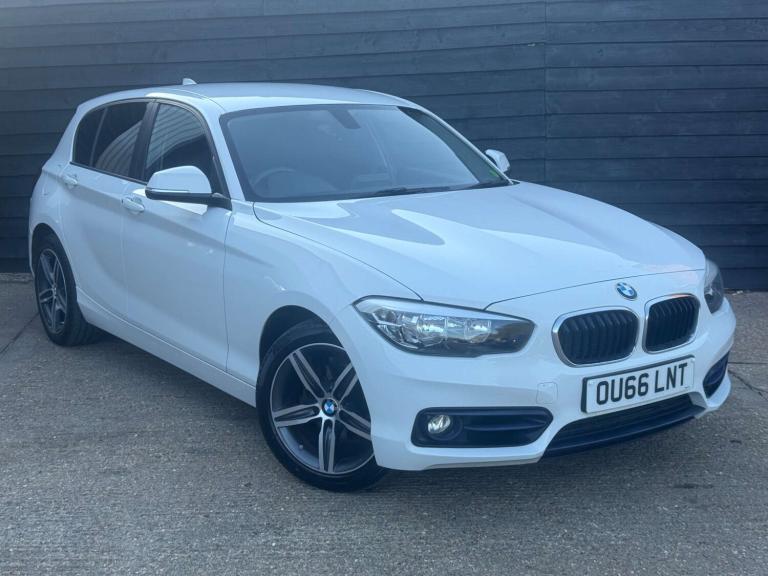 2016 BMW 1 Series 118d Sport 5dr [Nav] HATCHBACK DIESEL Manual