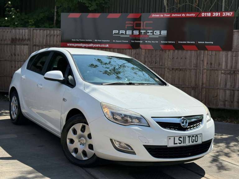 2011 Vauxhall Astra 1.7 Astra Exclusive CDTI 5dr Hatchback Diesel Manual
