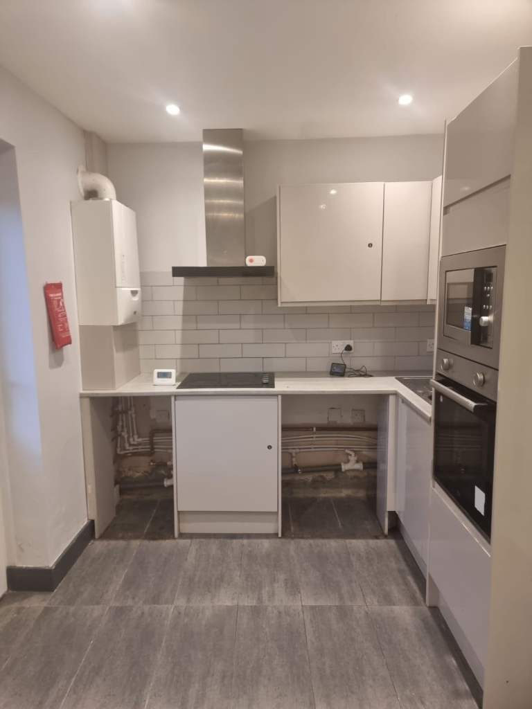 3-Bedroom Property Available – Gillingham