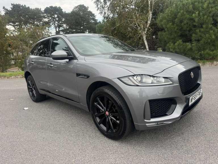 2020 Jaguar F-Pace 2.0 D240 Chequered Flag SUV 5dr Diesel Auto AWD Euro 6 (s/s) (240 ps) ESTATE D...