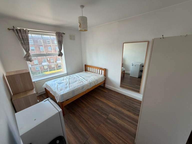 DSS Accepted - Double Room Available in Stamford Hill Hackney N16