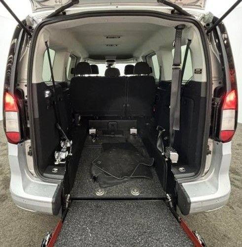 2023 Ford Tourneo Connect 2.0 EcoBlue Titanium 5dr [7 seat] MPV DIESEL Manual