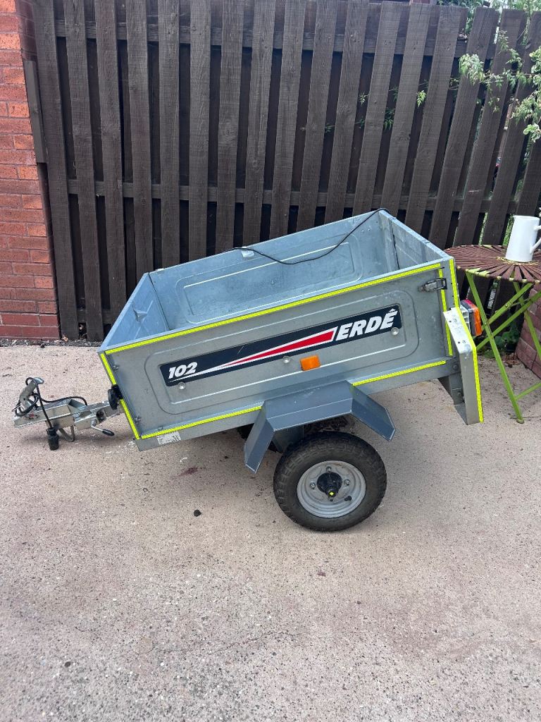 Car trailer Erde 102