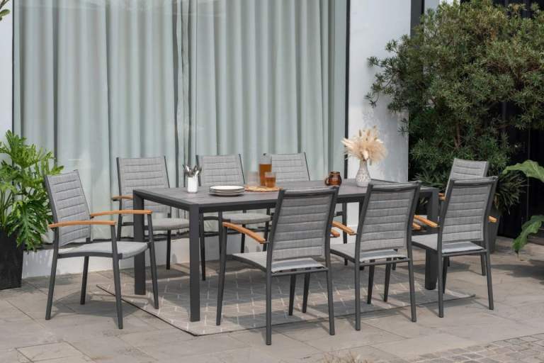 Lifestyle garden 8 seater Topaz garden dining set