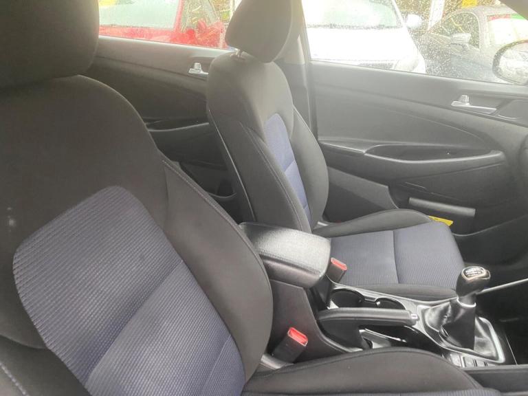 2017 Hyundai TUCSON 1.7 CRDi Blue Drive SE Nav Euro 6 (s/s) 5dr ESTATE Diesel Manual