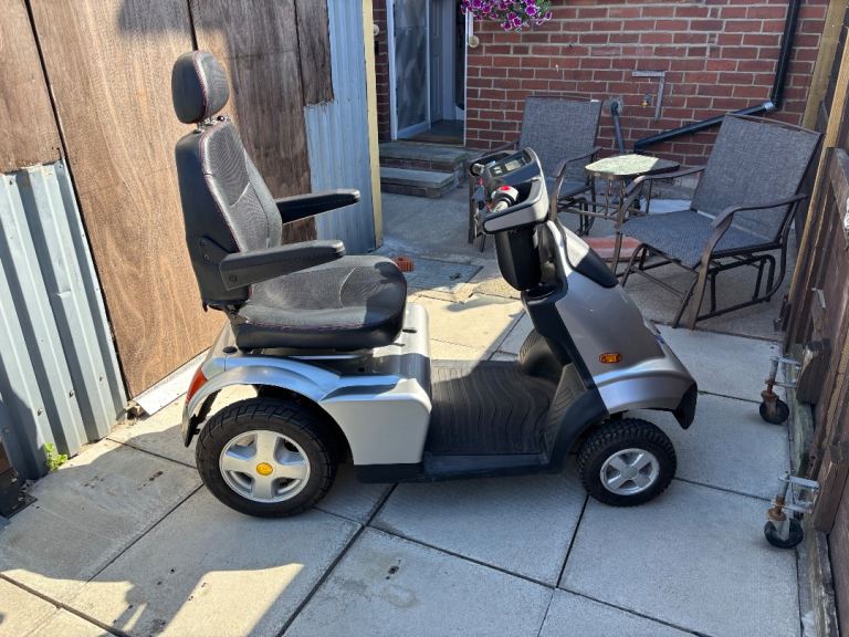 Tga breeze s4 class 3 heavy duty mobility scooter 