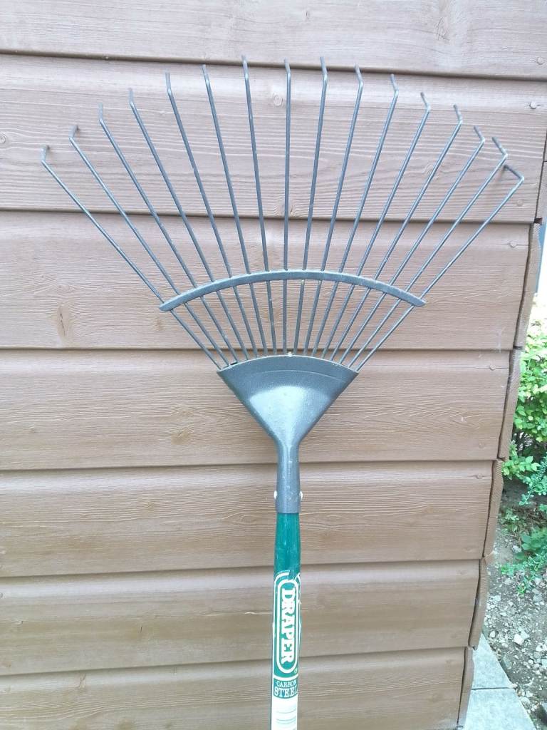 Spring rake