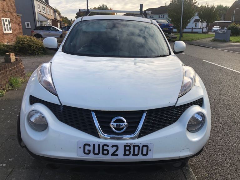 Nissan, JUKE, Hatchback, 2012, Manual, 1598 ( cc), 5 doors  spares or repair 