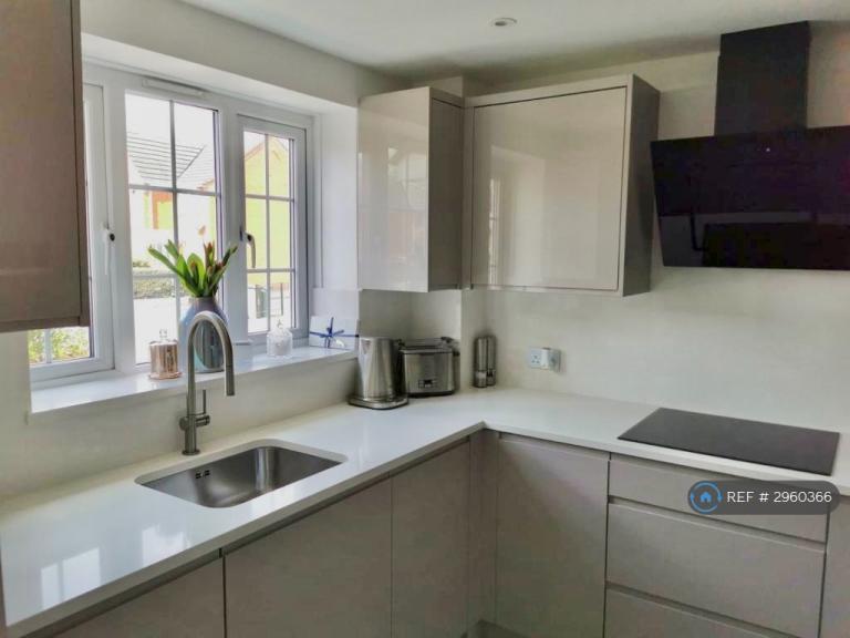 2 bedroom house in Collier Close, East London, E6 (2 bed) (#2960366)