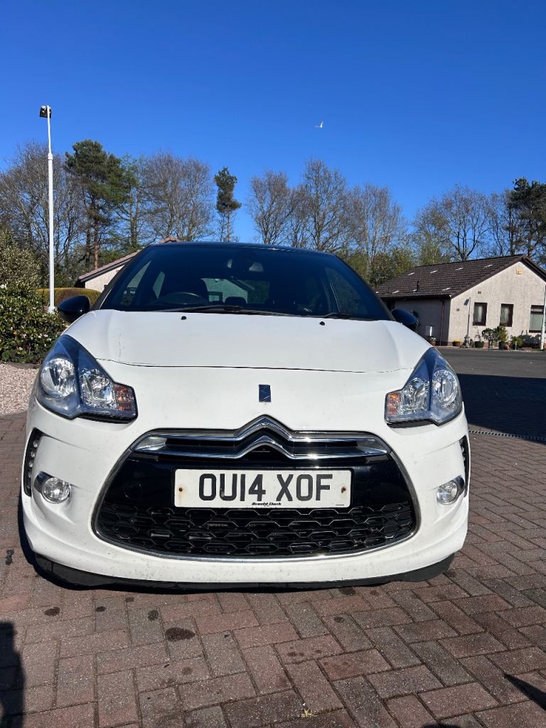Citroen, DS3, Hatchback, 2014, Manual, 1560 (cc), 3 doors