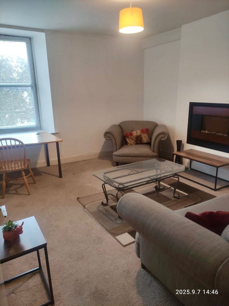 Large 1 Bedroom 1st floor Flat – Blackness Road, Dundee DD2 1RG