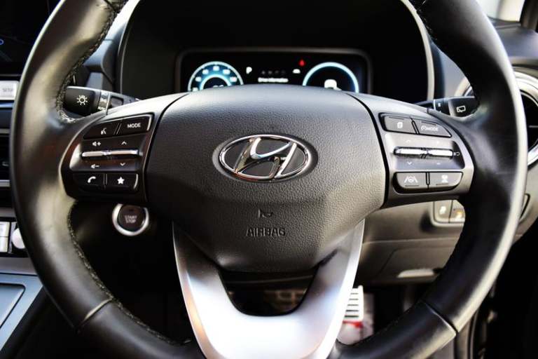2022 Hyundai KONA 100kW SE Connect 39kWh 5dr Auto HATCHBACK ELECTRIC Automatic