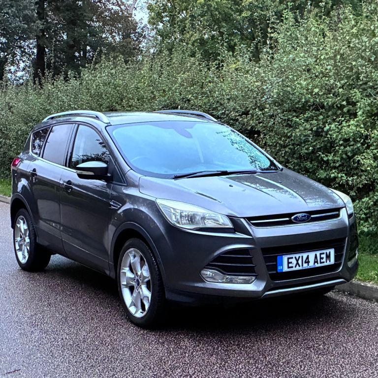 2014 FORD KUGA TITANIUM AWD - NEW MOT - 55 MPG - SELF PARKING