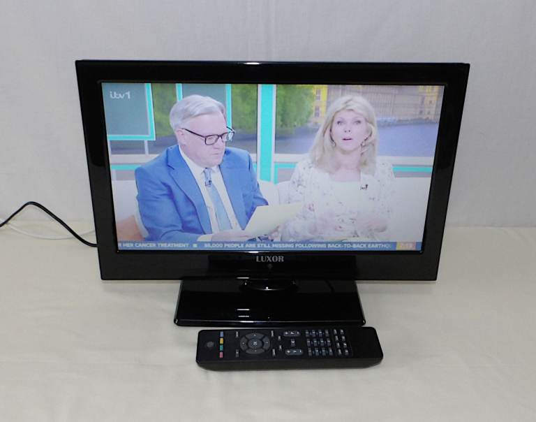 Luxor 16 inch LED TV with Built-in Freeview