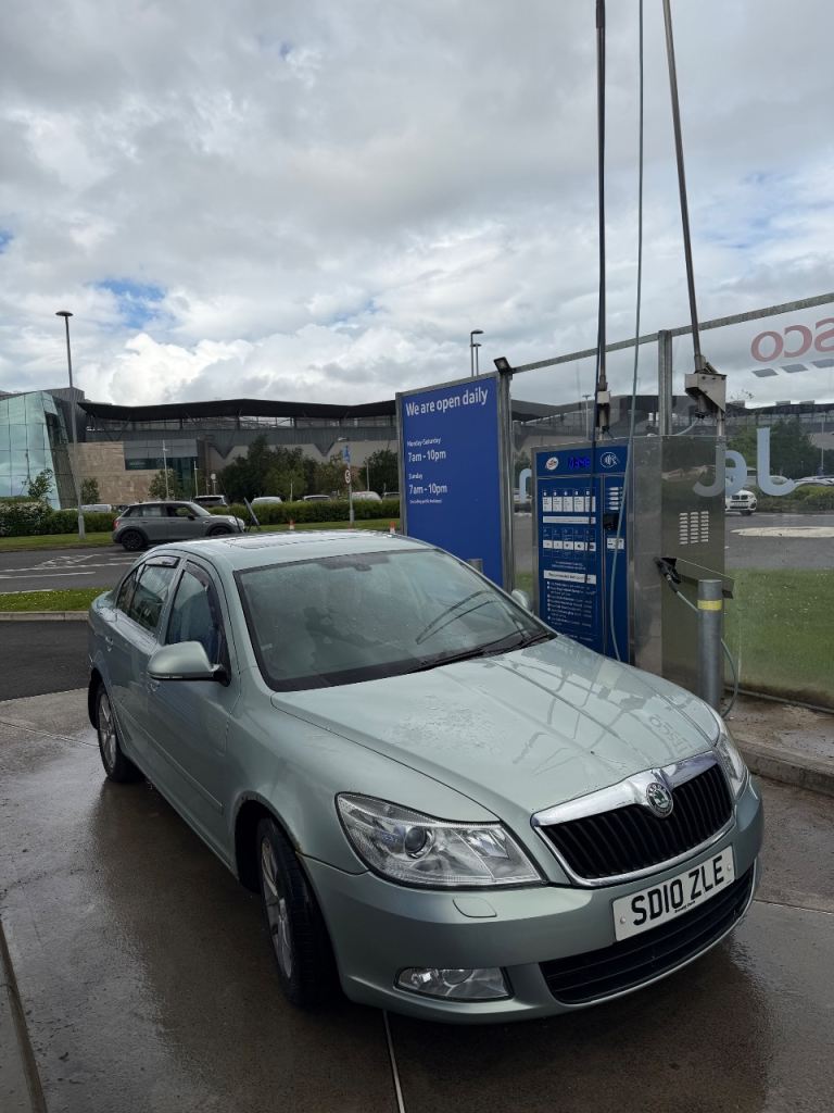 Skoda, OCTAVIA, Hatchback, 2010, Manual, 1968 (cc), 5 doors