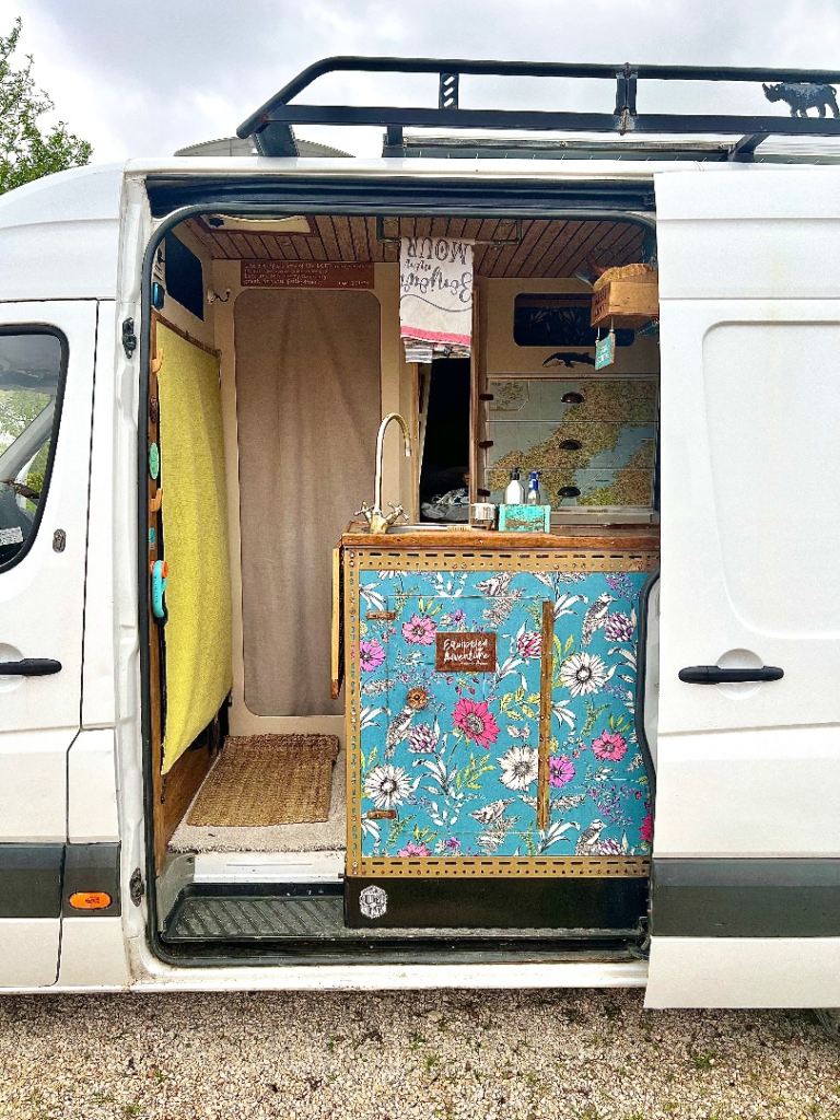 2015 Mercedes Sprinter - Cosy Campervan 