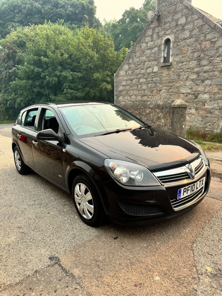 2010 Vauxhall Astra 