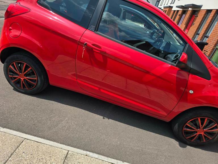 Ford, KA, Hatchback, 2014, Manual, 1242 (cc), 3 doors