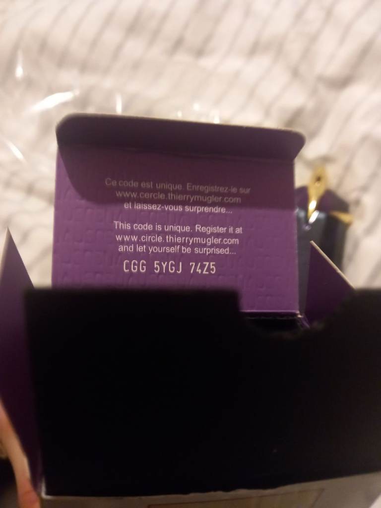 Alien edp 90ml perfume new in box from boots