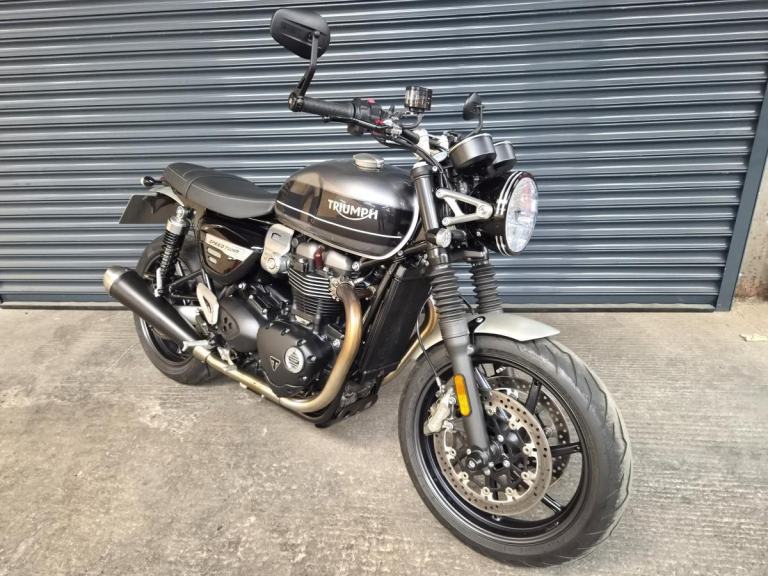 2021 Triumph Speed Twin 1200