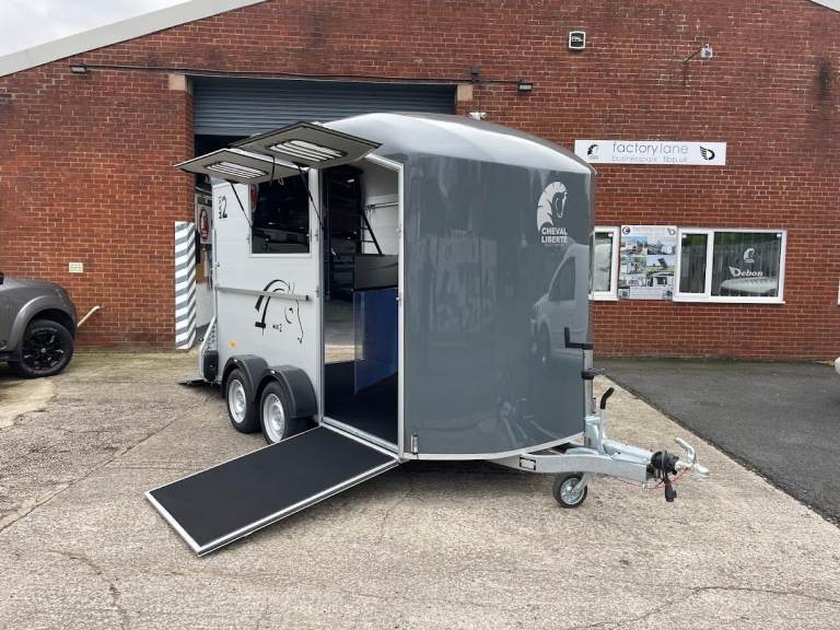 Cheval Liberte Maxi 2 Herringbone Horse Trailer with Tack Room, Brand New, £10,400+VAT