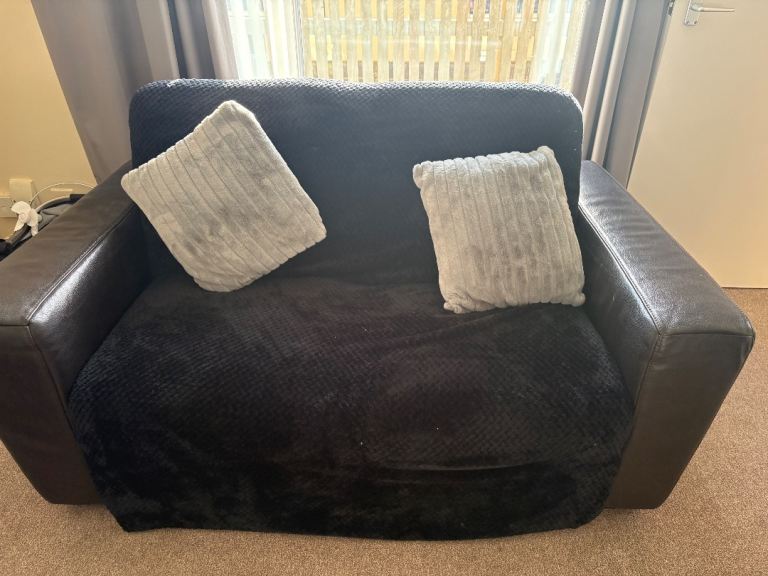 2 seater recliner sofa