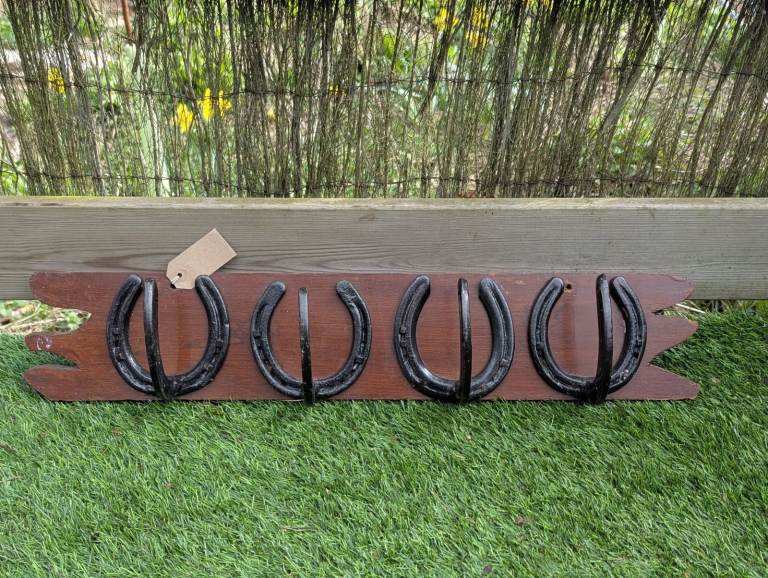 Vintage reclaimed cast iron horse shoes wall hanging coat hooks