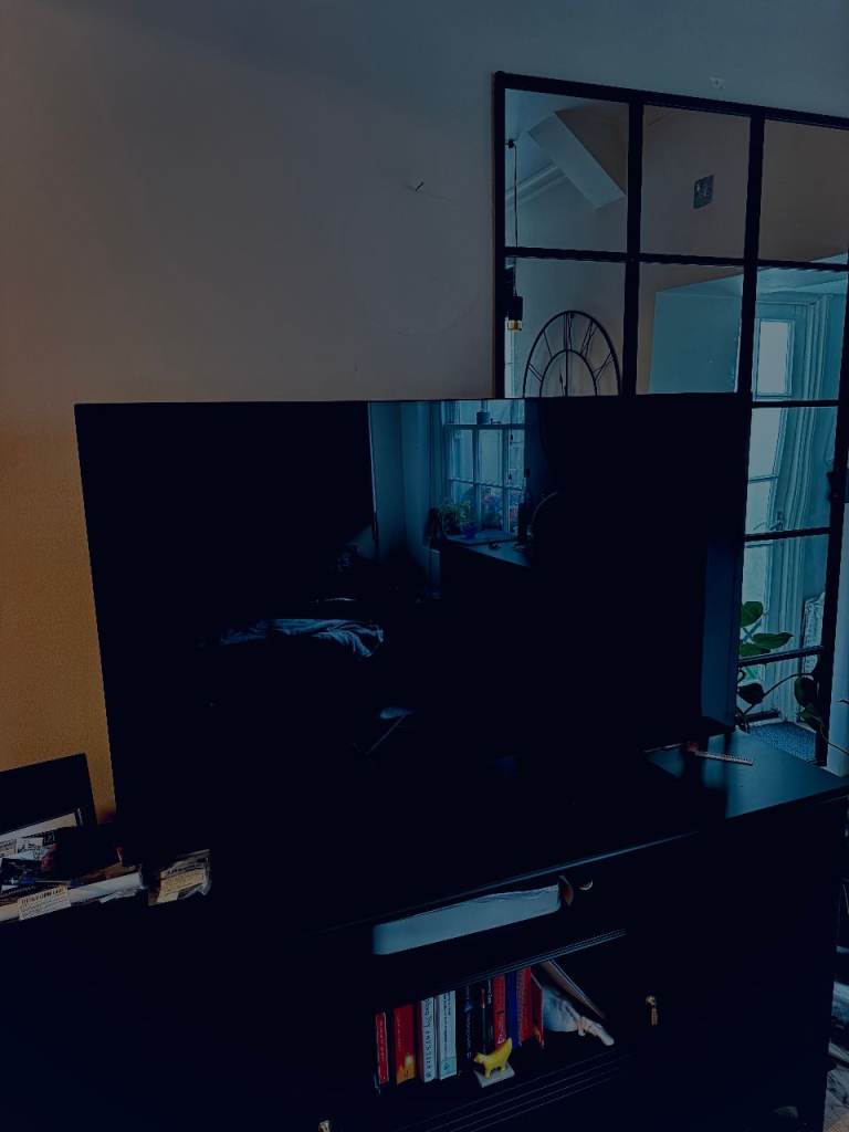 Samsung 55" Crystal UHD U7000F Smart TV Unboxed, new.