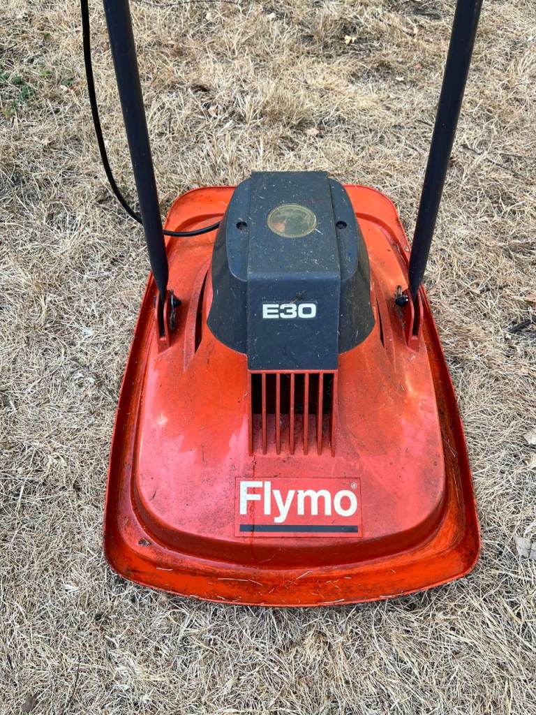 Flymo E30 240v Hover Mower