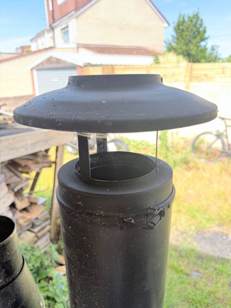 Chimney Flue Pipe Kit – Black Metal, Good Condition