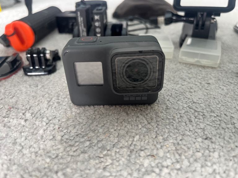 GoPro Hero 5 4K + Accessories