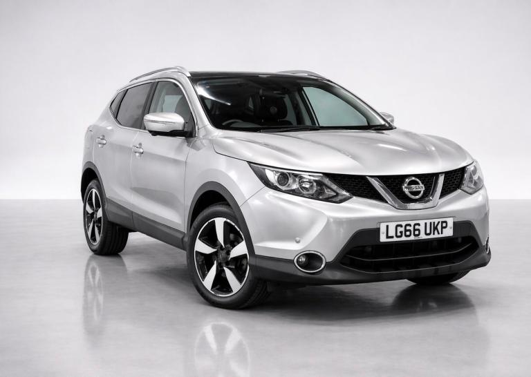 2016 Nissan Qashqai 1.2 DIG-T N-Connecta 2WD Euro 6 (s/s) 5dr HATCHBACK Petrol Manual