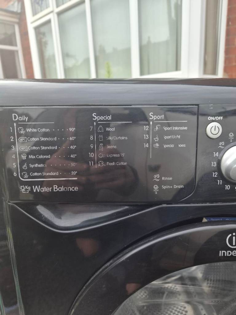 Indesit iwd7145k Washing machine 