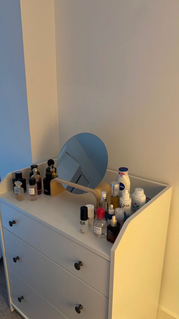White Chest of Drawers with Integrated Changing Top