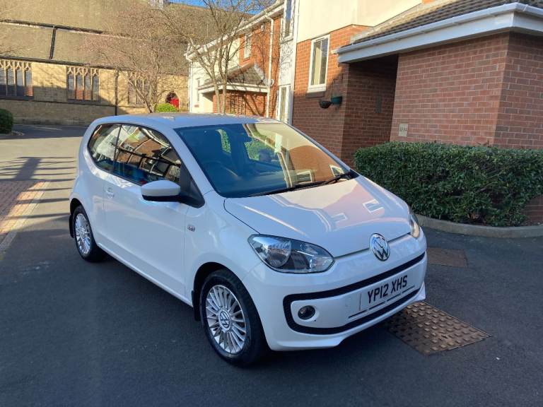 VOLKSWAGEN 1.0 UP HIGH UP MODEL 3 DOOR MANUAL £20 ROAD TAX