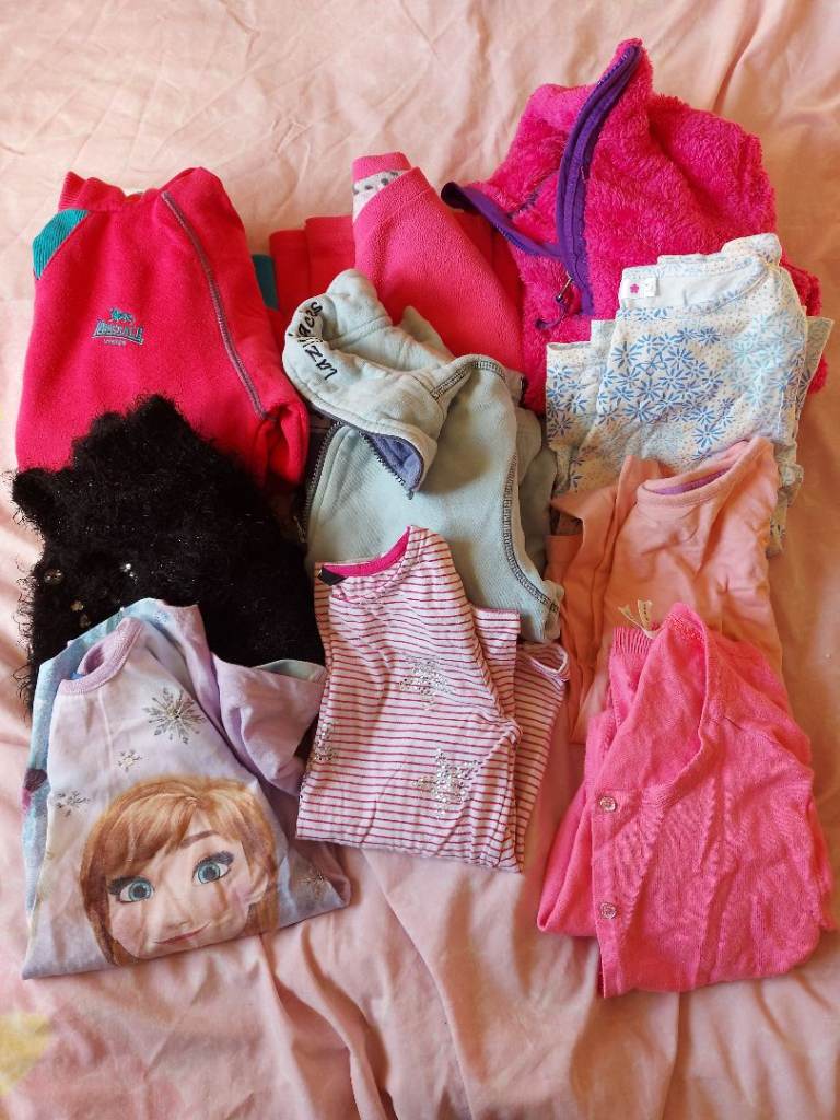 Bundle of girls jumpers and cardigans aged 7-8yrs