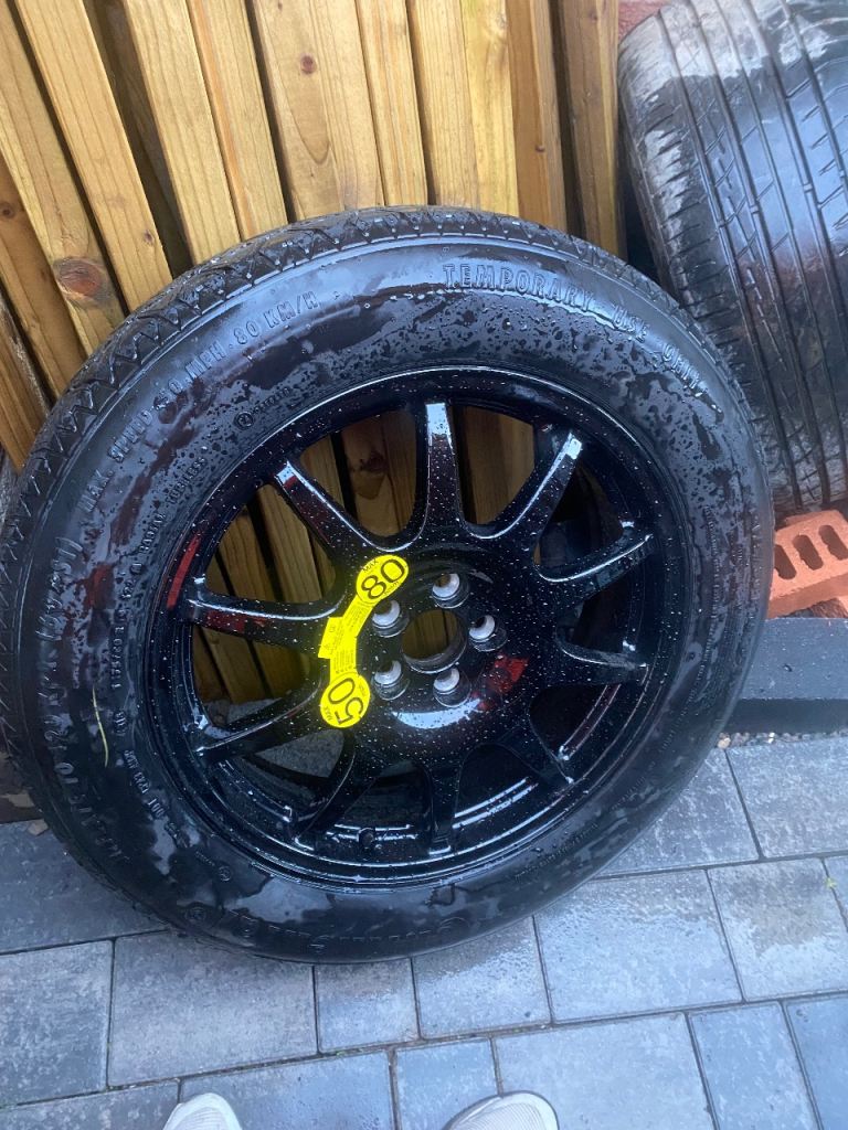 Range Rover velar spare wheel , f pace 