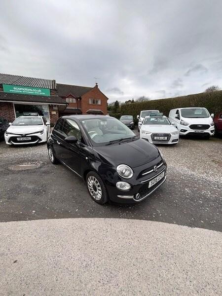 Fiat 500 LOUNGE- Edition Pan Roof -Very low mileage - Great MPG 56+ - Low Insura
